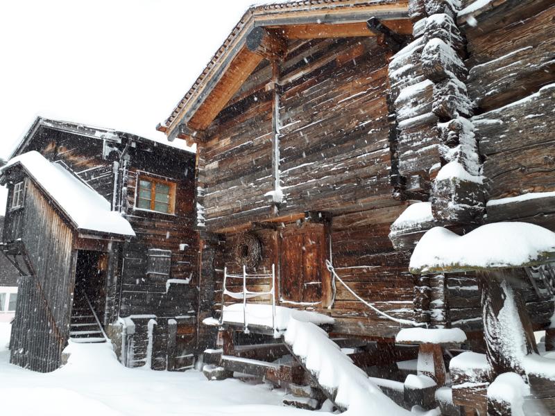 Atelier bei Schnee